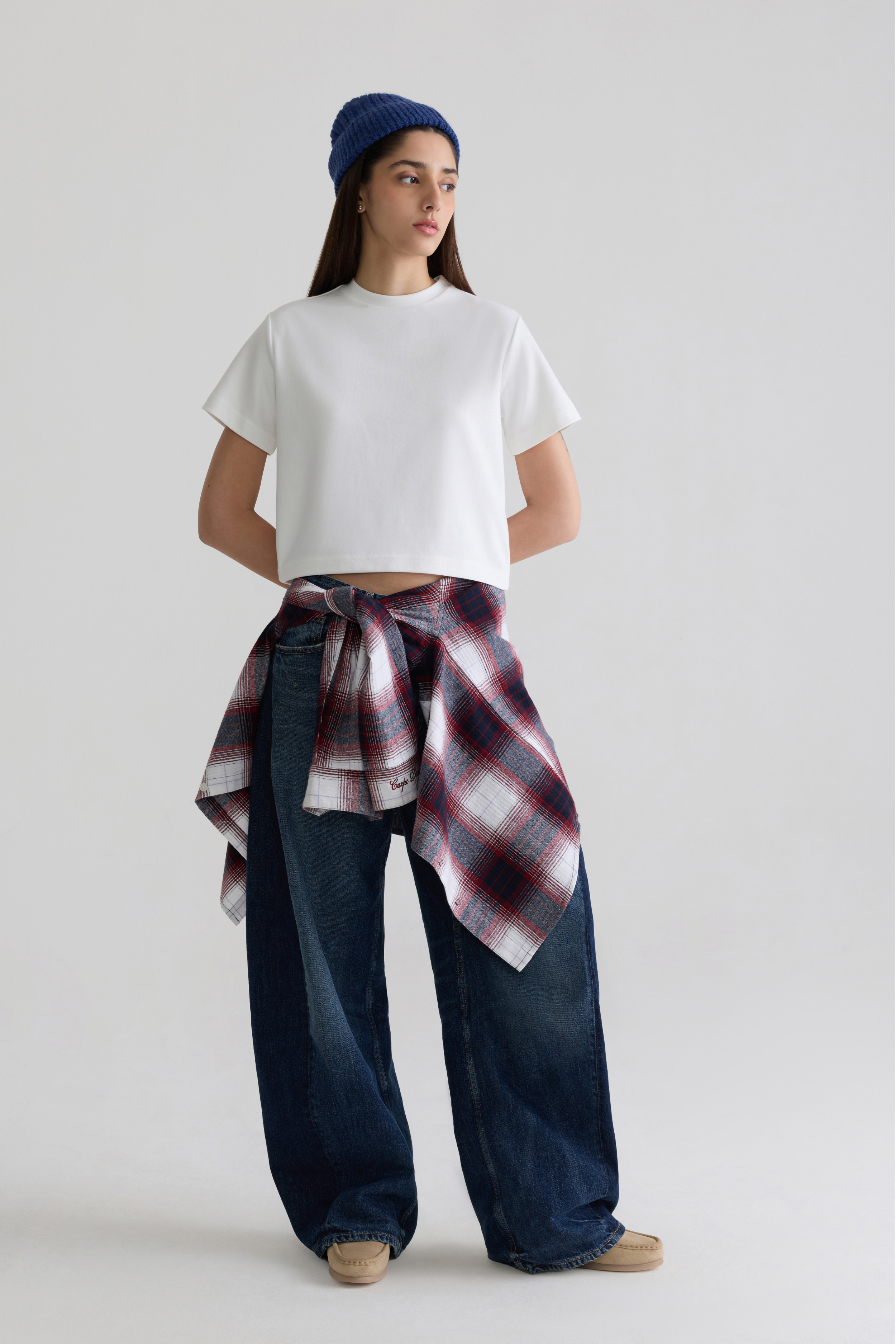 WHITE - NOT SO CROP 2.0