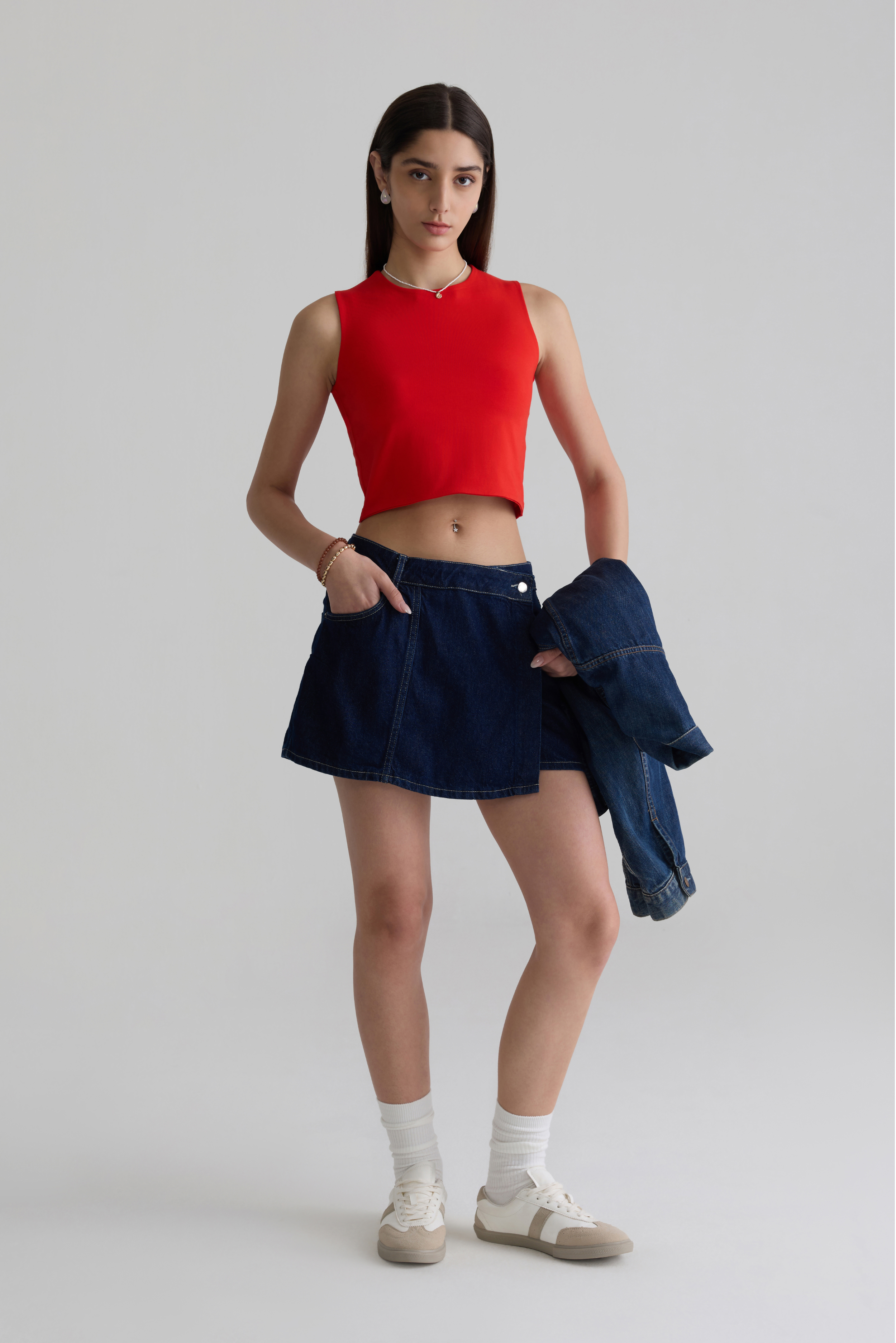 SCARLET RED - TWO LAYERED CROP TOP