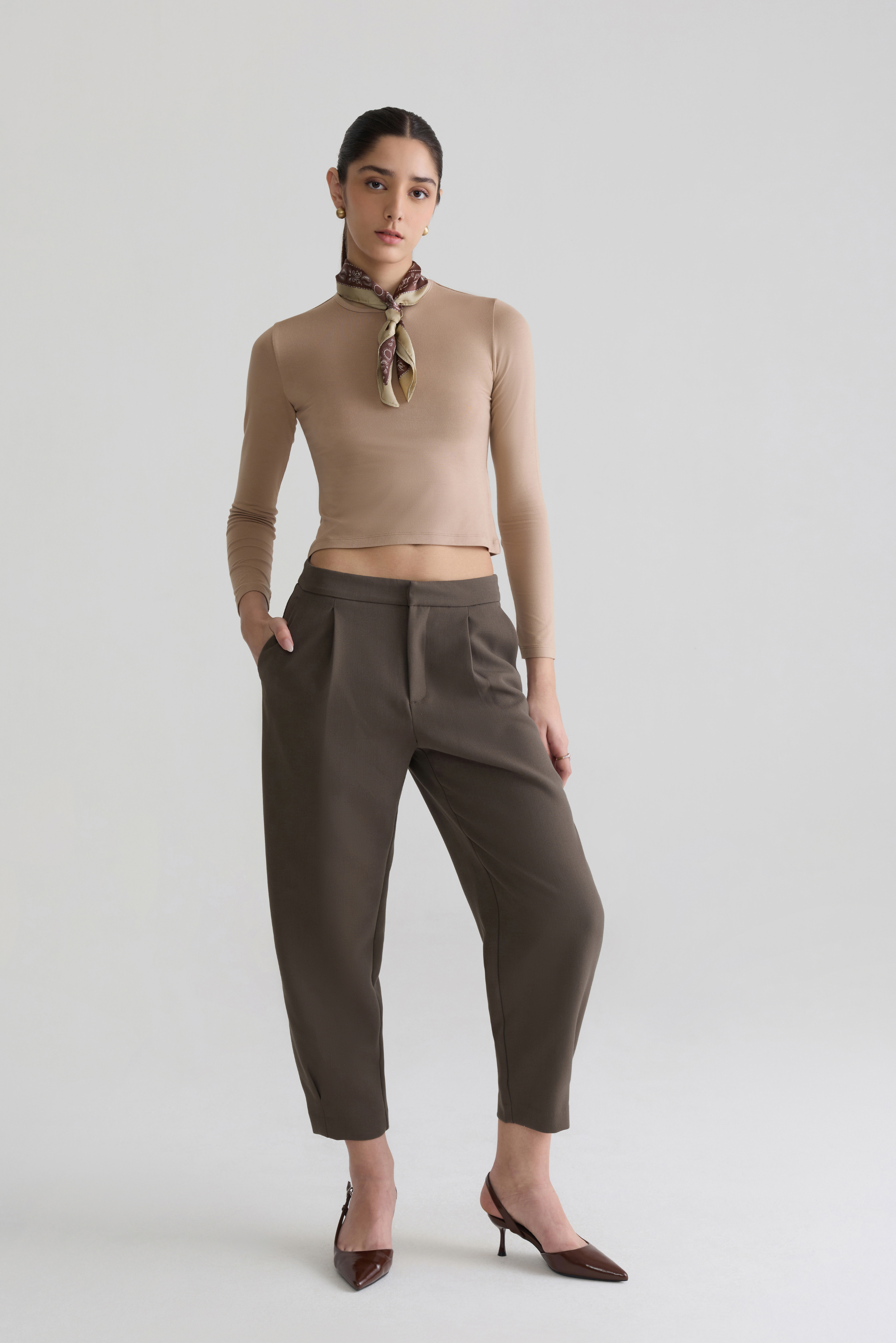 BEIGE - LONG SLEEVE CREW 2.0