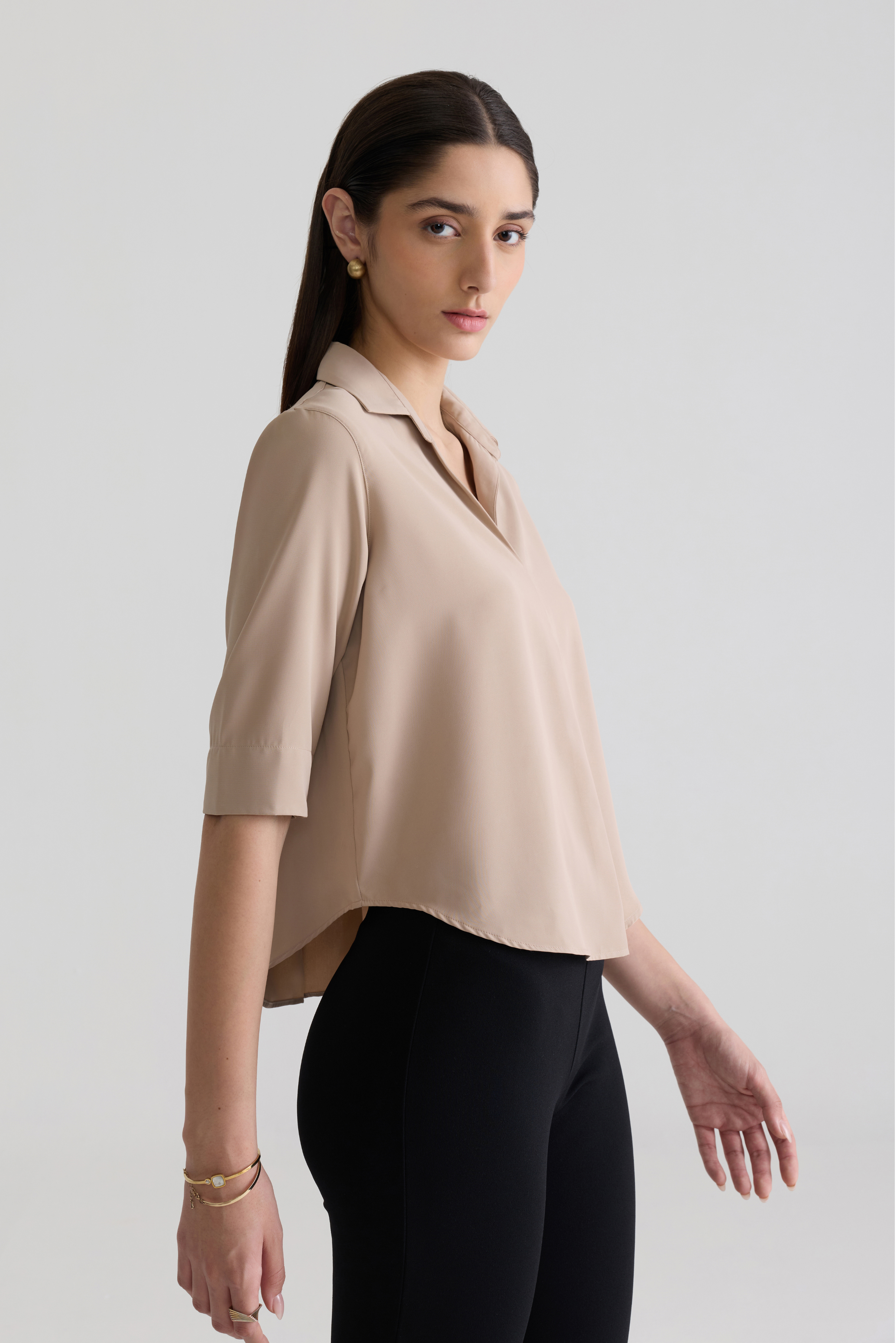 BEIGE - WOMEN'S SKIPPER COLLAR TOP