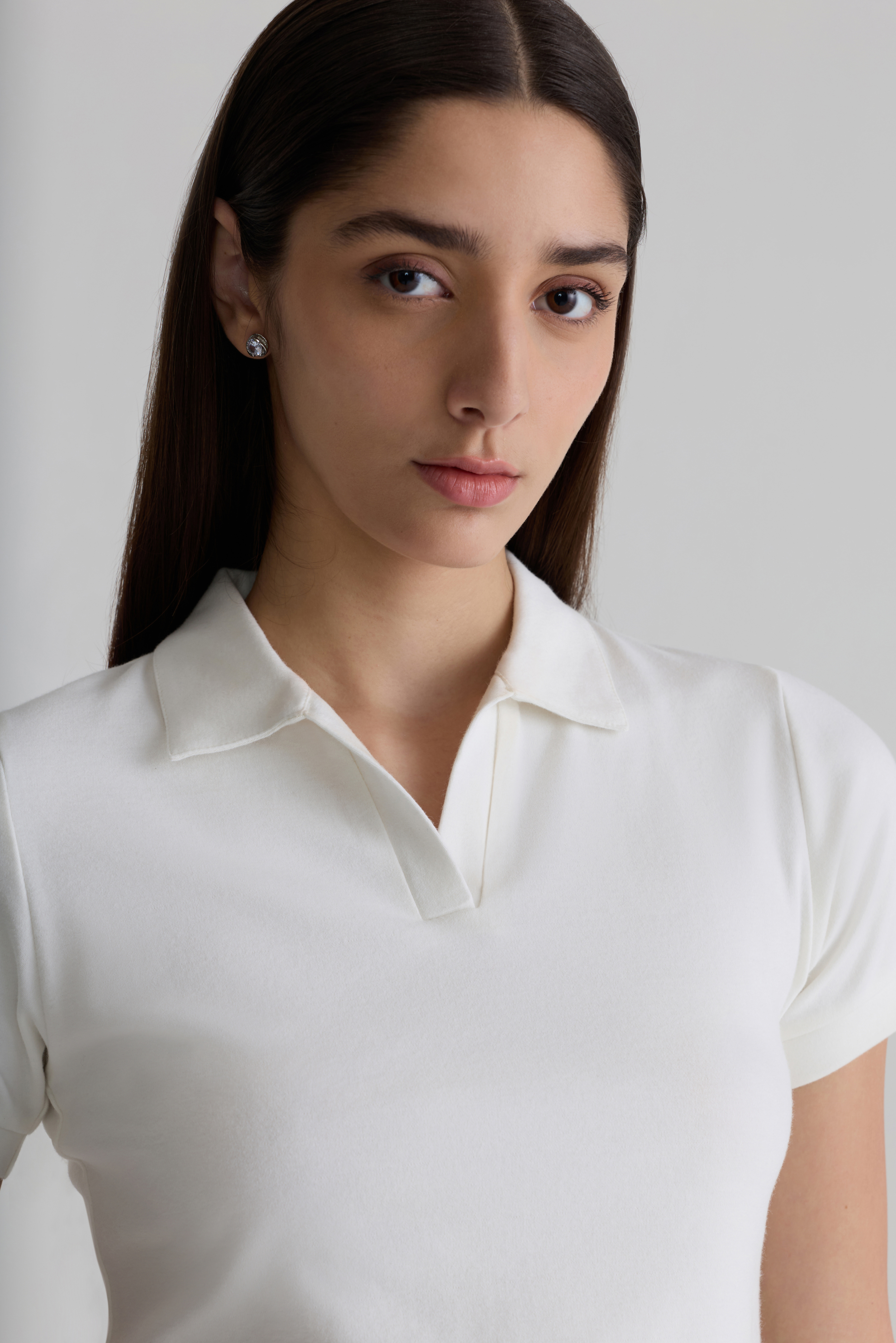 WHITE - WOMEN V-NECK POLO